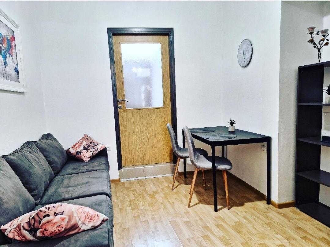 Apartment Ory 2 Between The Beach And City Center Πούλα Εξωτερικό φωτογραφία